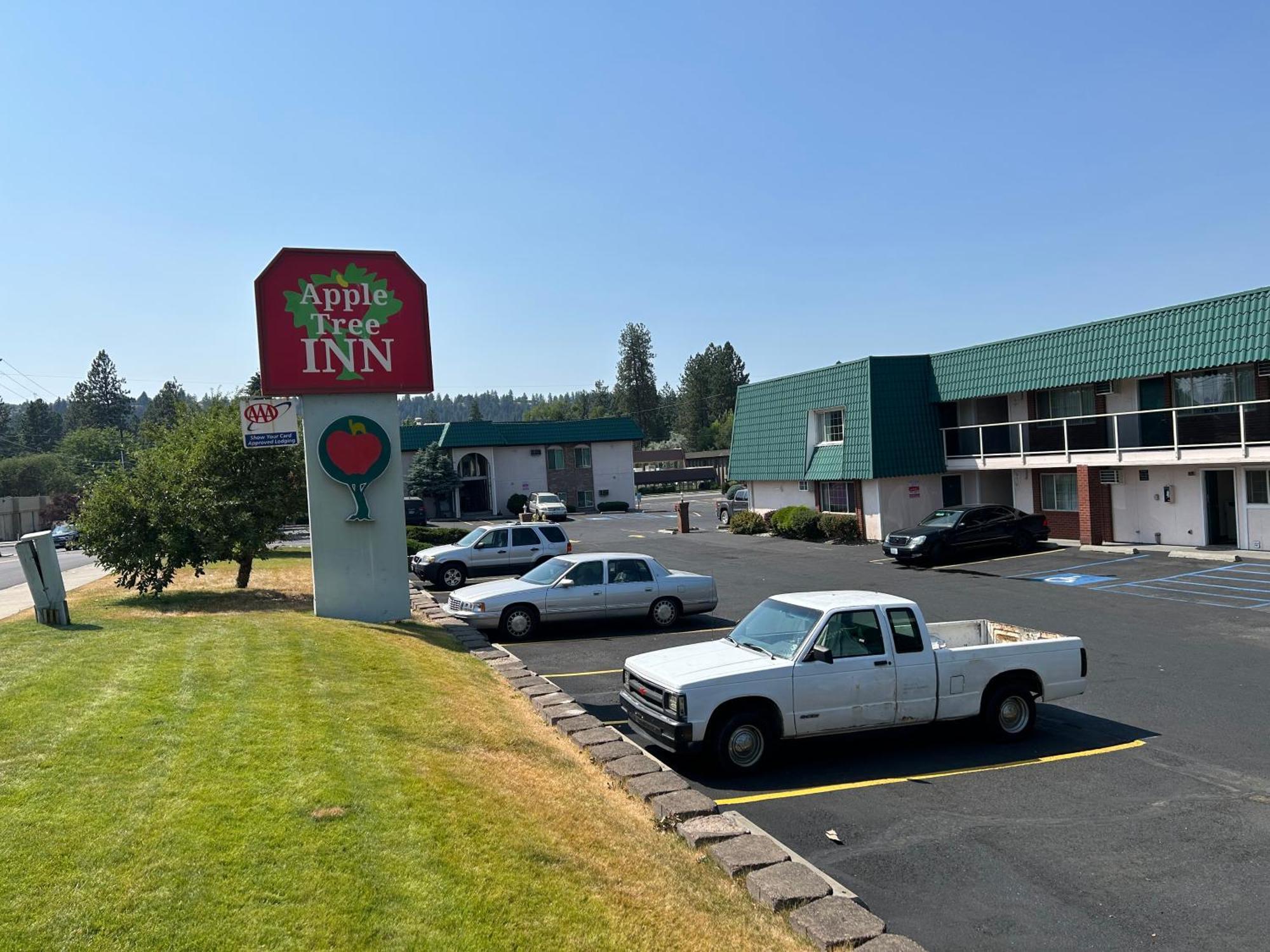 Apple Tree Inn Spokane Esterno foto